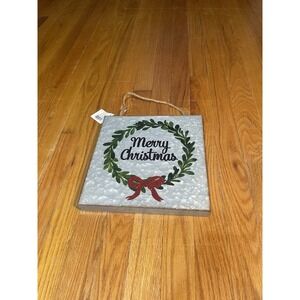 Brand New-MERRY CHRISTMAS Traditional Christmas wreath Metal Hanging Sign‎